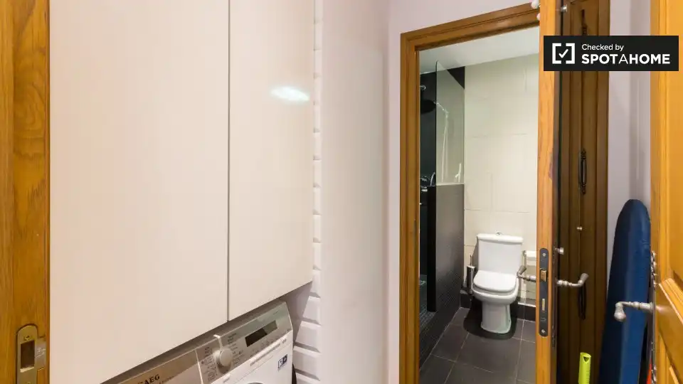 Appartamento con terrazza in affitto a Ciutat Vella, imagen 6