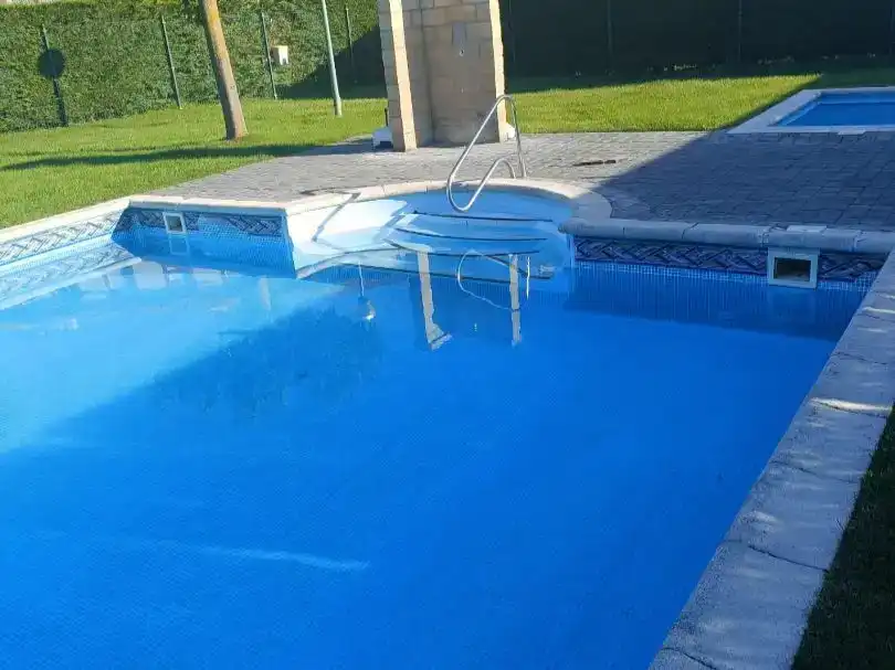 Piscina de Piso en venta en Castañares de Rioja, La Rioja