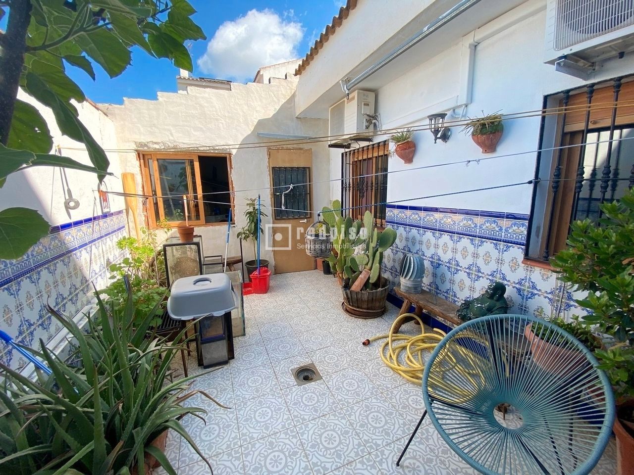 Exterior view of House or chalet for sale in Villanueva del Trabuco  with Terrace