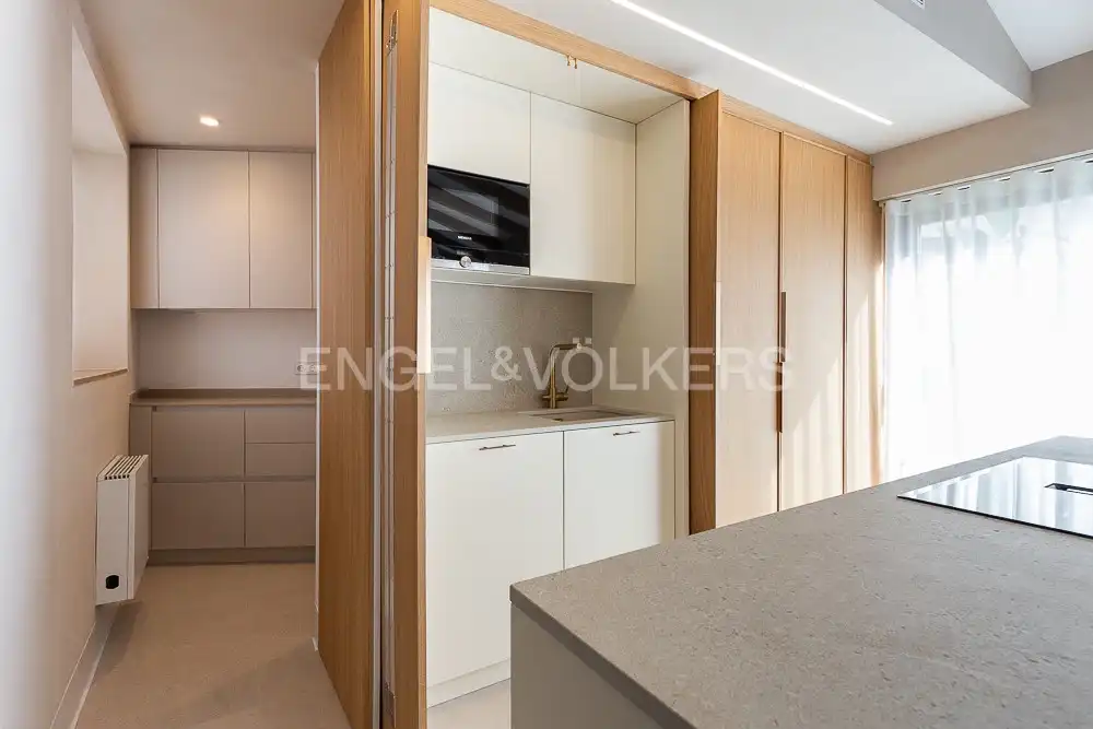 Cocina de Ático de alquiler en Valencia con Aire acondicionado, Calefacción y Terraza