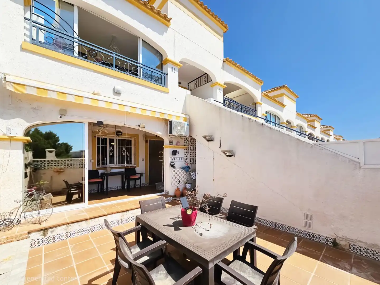 Terrassa de Casa o xalet en venda en Santa Pola amb Aire condicionat, Calefacció i Jardí privat