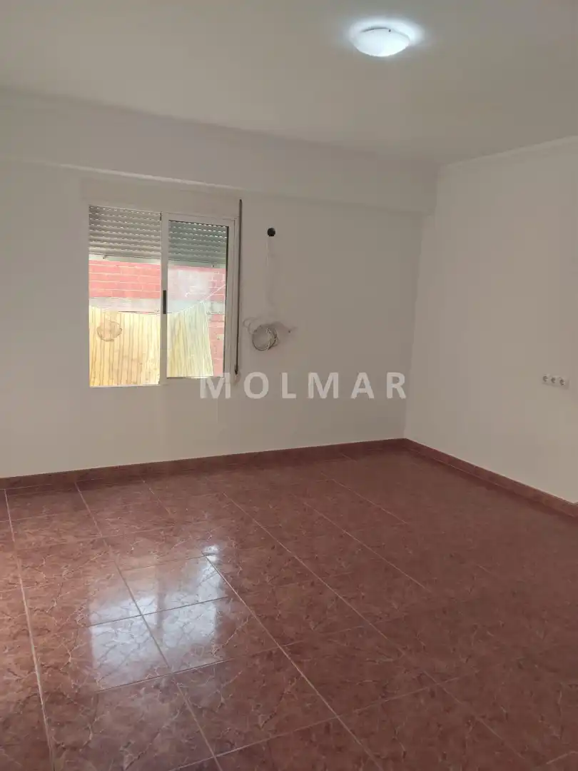 Habitación de Piso en venta en Canals con Balcón y Internet