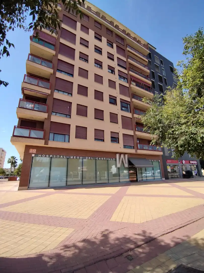 Außenansicht von Wohnung zur Miete in Murcia mit Ofen