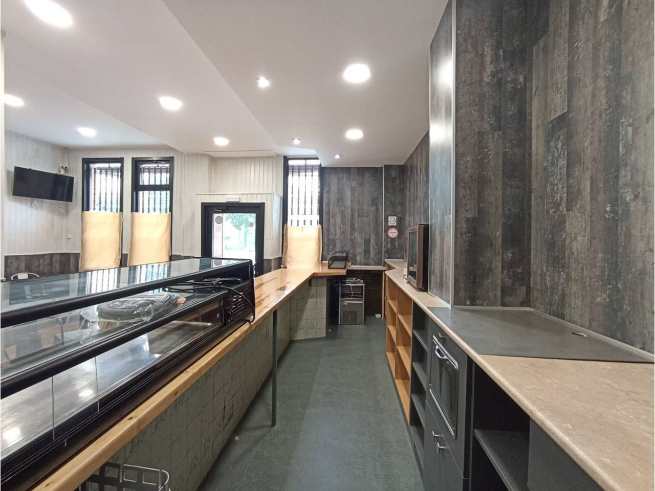 Cocina de Local en venta en Burgos Capital