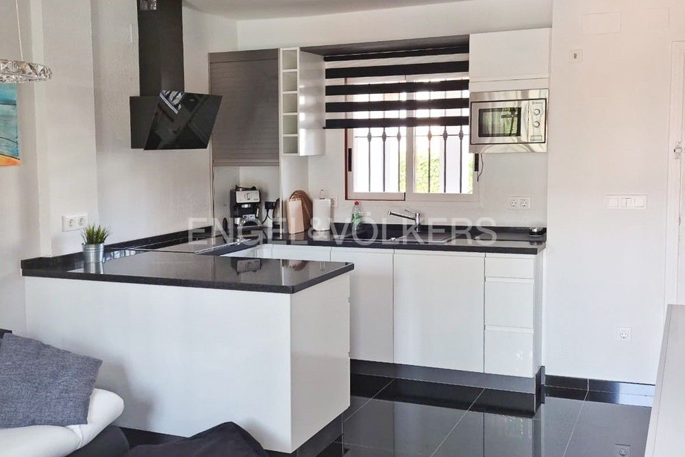 Kitchen of Apartment for sale in Dénia  with Air Conditioner, Heating and Private garden
