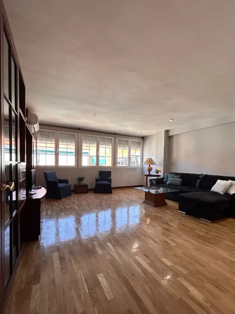 Piso con ascensor en venta en Barrio Venecia - Nueva Alcalá