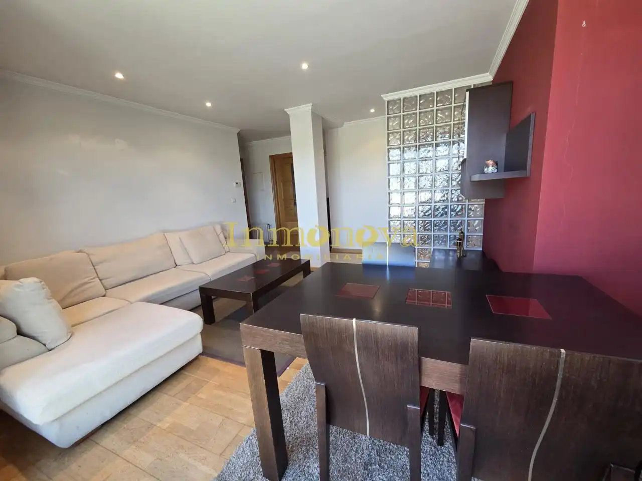 Wohnzimmer von Dachboden zur Miete in Salvaterra de Miño mit Heizung, Terrasse und Abstellraum