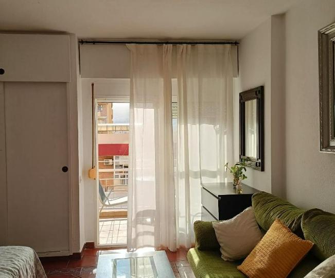 Foto 1 de Estudio de alquiler en Avenida Gamonal, 6, Parque de la Paloma, Málaga