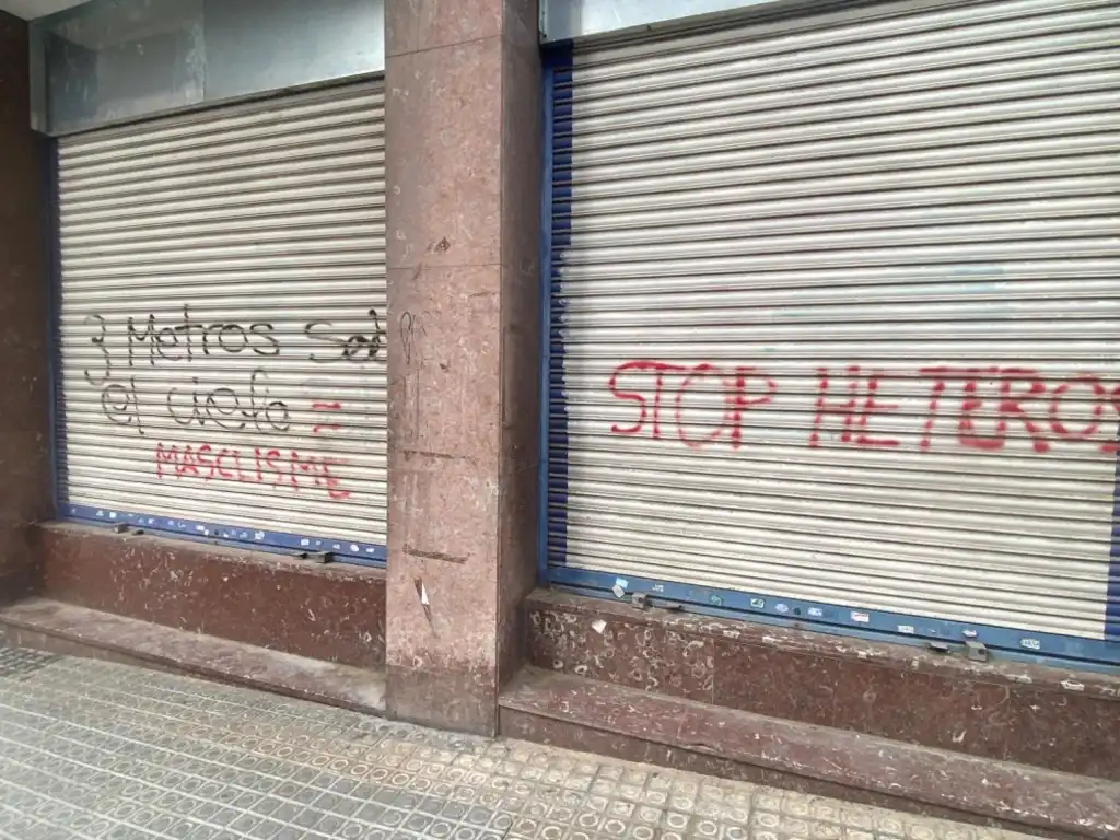 Local comercial en venda a Centre - Passeig i Rodalies