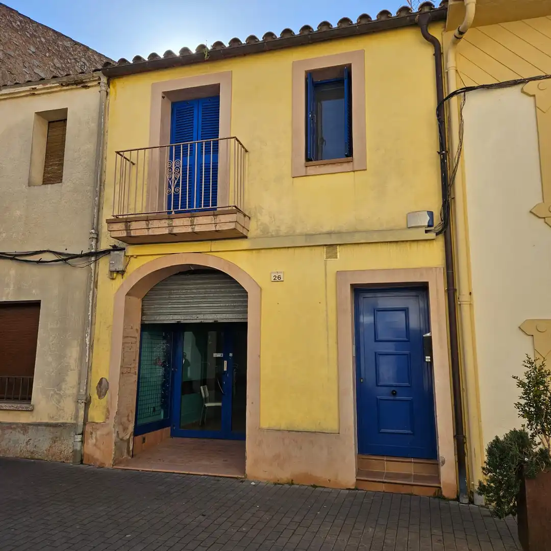 Local de alquiler en Carrer Major, 36, Begues