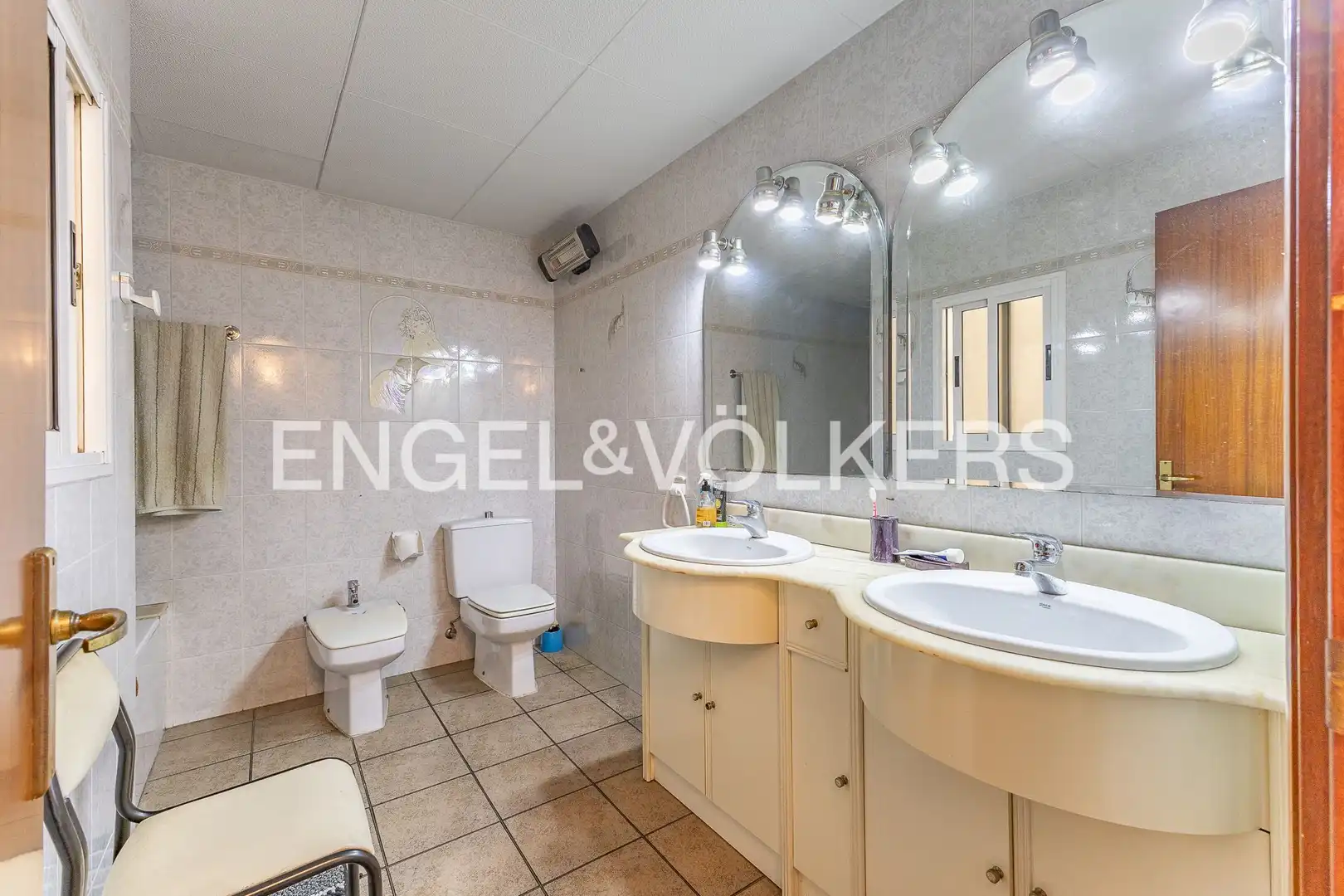 Baño de Casa adosada en venta en Martorell, Barcelona