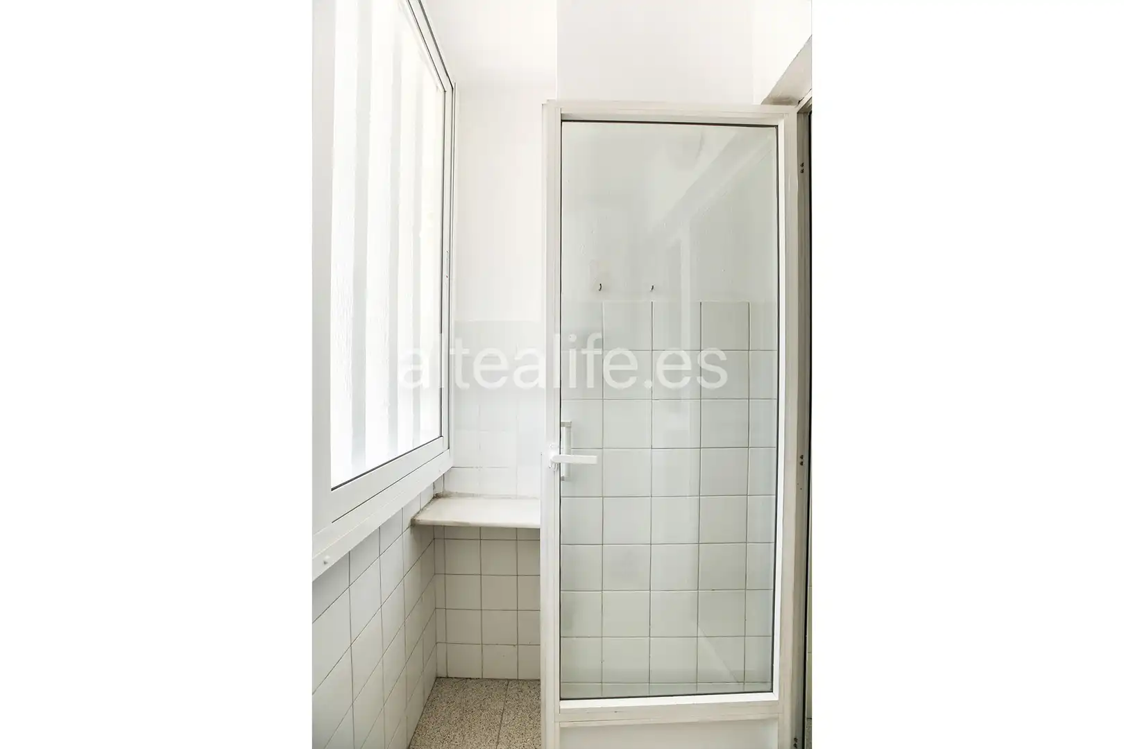 Baño de Apartamento de alquiler en Altea con Aire acondicionado, Terraza y Trastero