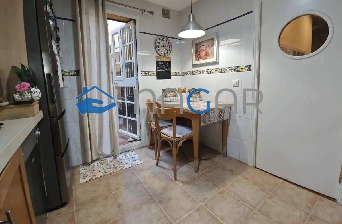 Cocina de Casa adosada en venta en La Línea de la Concepción