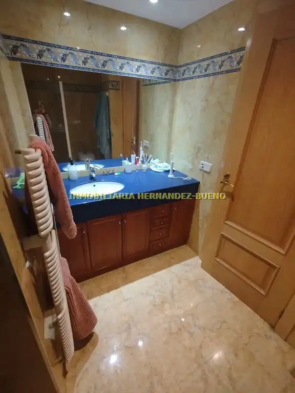 Baño de Piso en venta en Salamanca con Calefacción