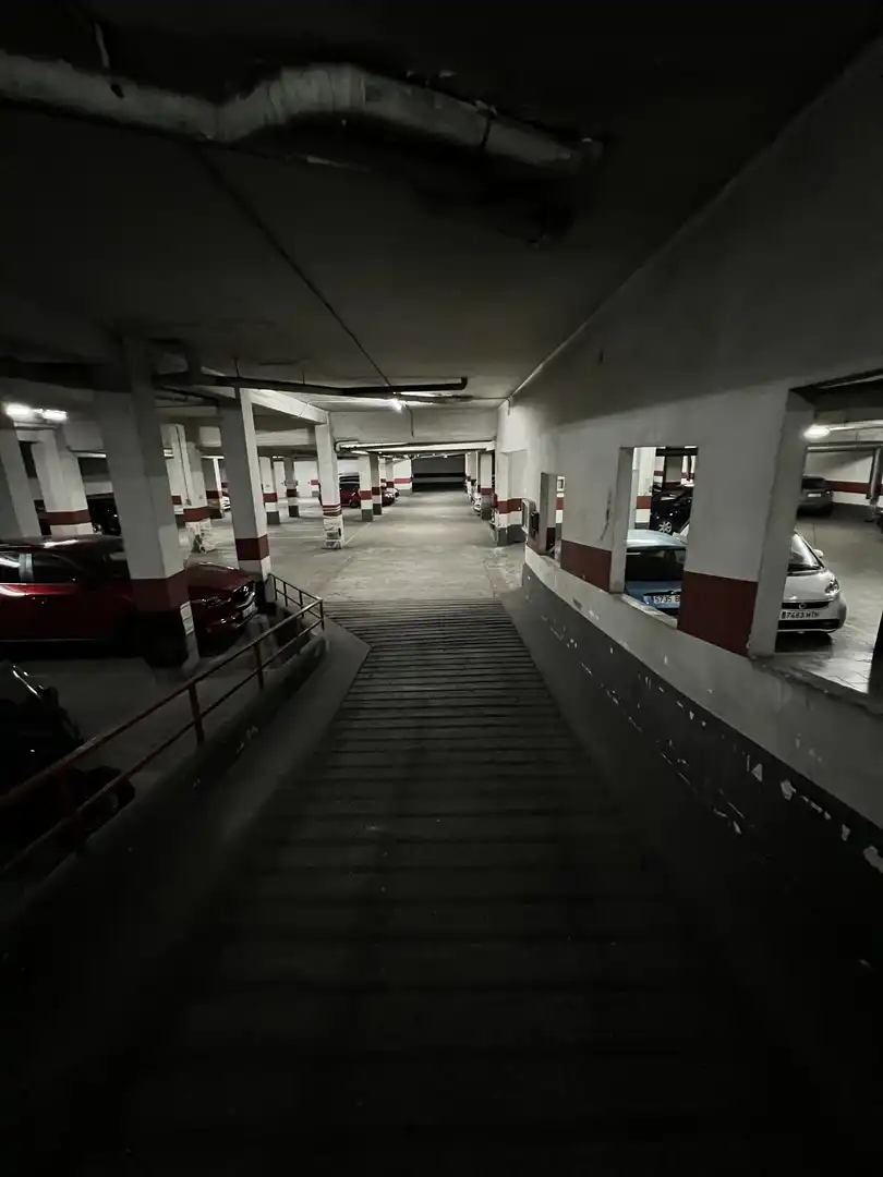Garage zur Miete in Zaragoza