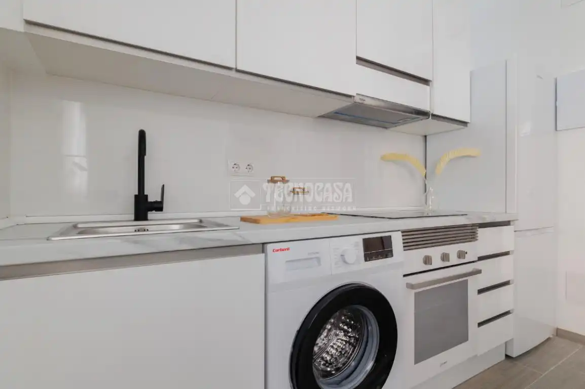 Cocina de Local en venta en Madrid