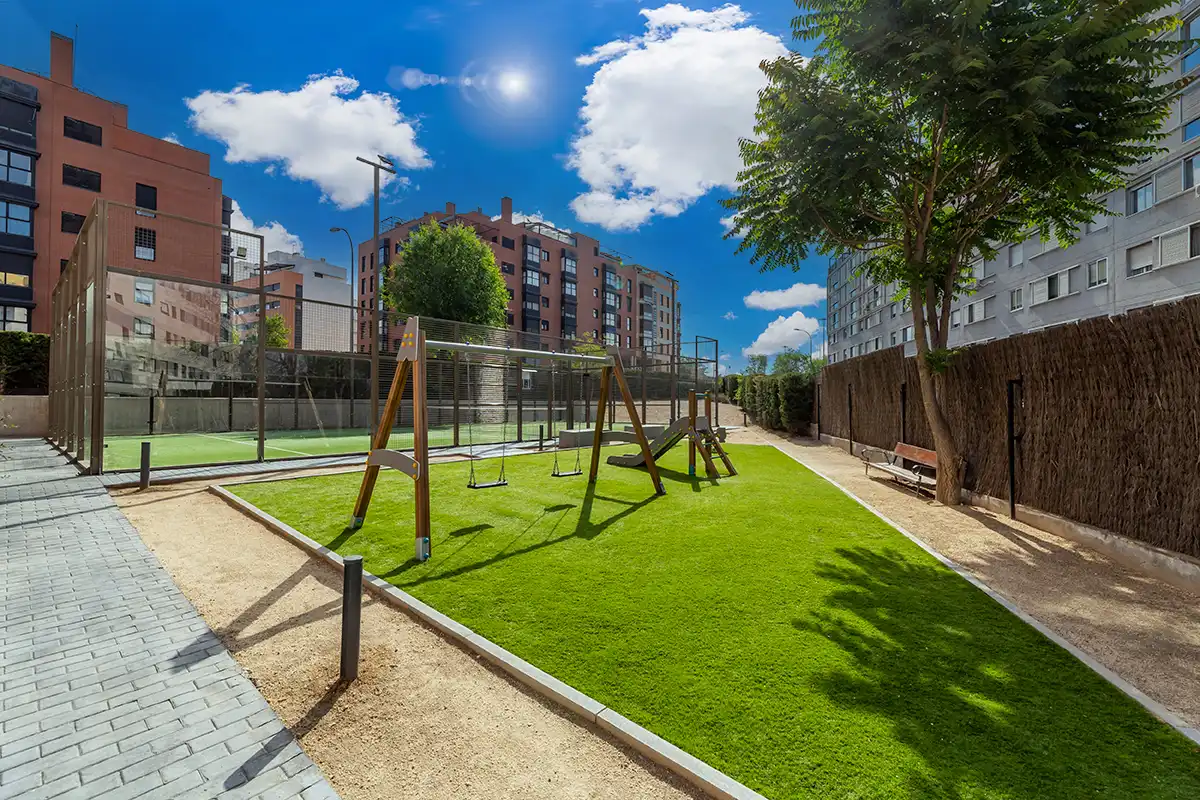 Terraza de Piso en venta en Madrid con Aire acondicionado, Trastero y Piscina comunitaria