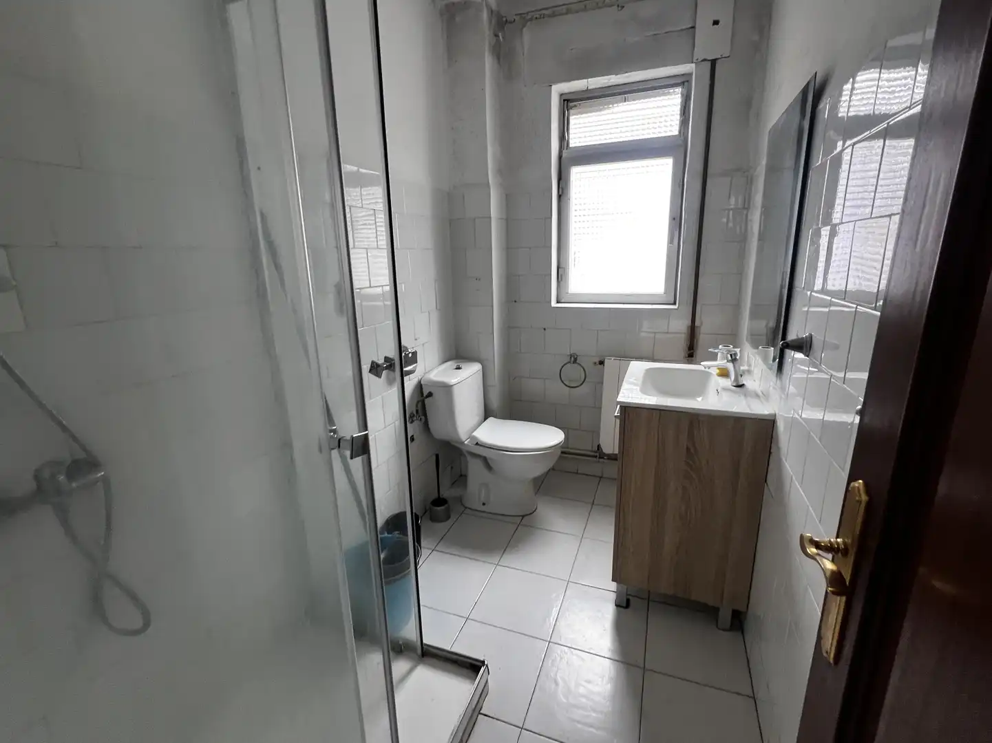 Baño de Piso en venta en Torrelavega  con Calefacción, Jardín privado y Parquet