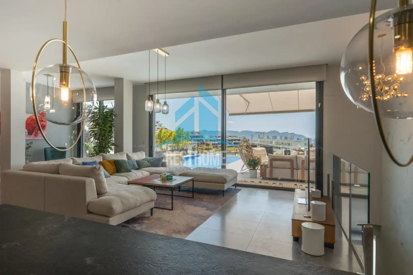 Sala d'estar de Casa o xalet en venda en Finestrat amb Aire condicionat, Calefacció i Jardí privat