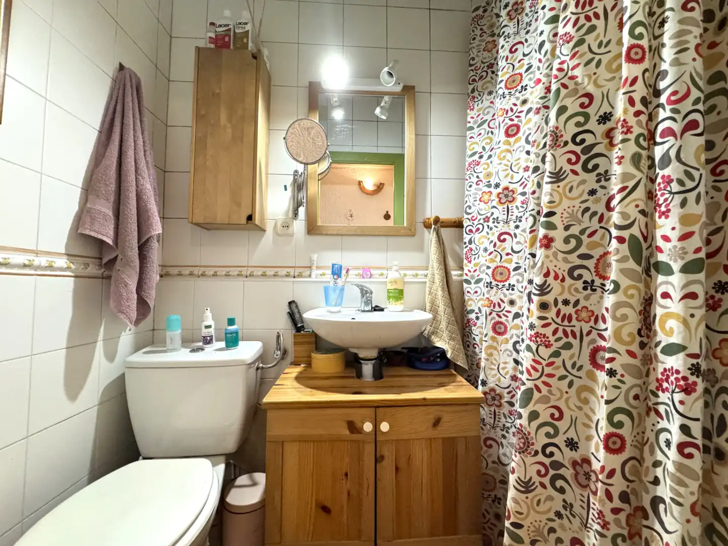 Bathroom of Flat for sale in Barcelona  with Parquet flooring, Furnished and Washing machine