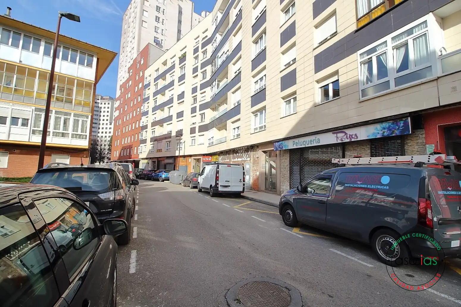 Vista exterior de Pis en venda en Gijón  amb Calefacció