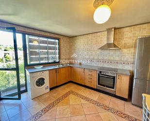 Kitchen of Flat for sale in Mondariz  with Terrace, Storage room and Furnished