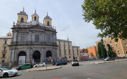 Vista exterior de Pis en venda en  Madrid Capital amb Aire condicionat, Calefacció i Alarma