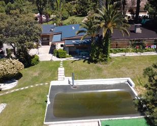 Piscina de Casa o xalet en venda en Pozuelo de Alarcón amb Aire condicionat, Calefacció i Jardí privat