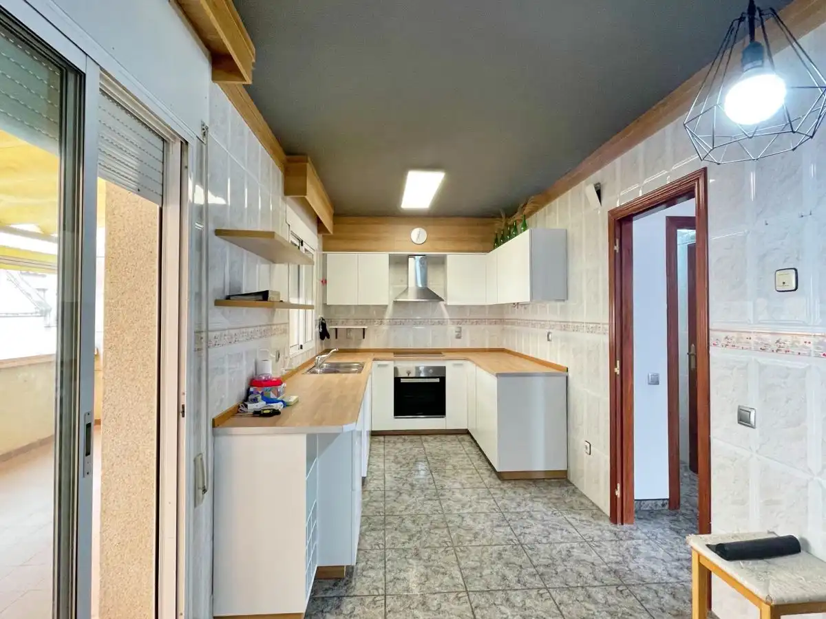 Cuina de Casa o xalet en venda en Santa Bàrbara amb Terrassa