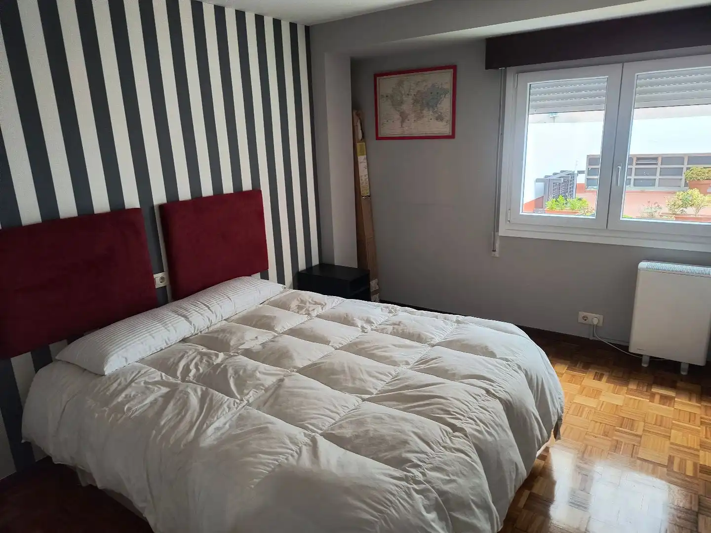 Dormitori de Pis en venda en Arteixo amb Calefacció, Parquet i Terrassa