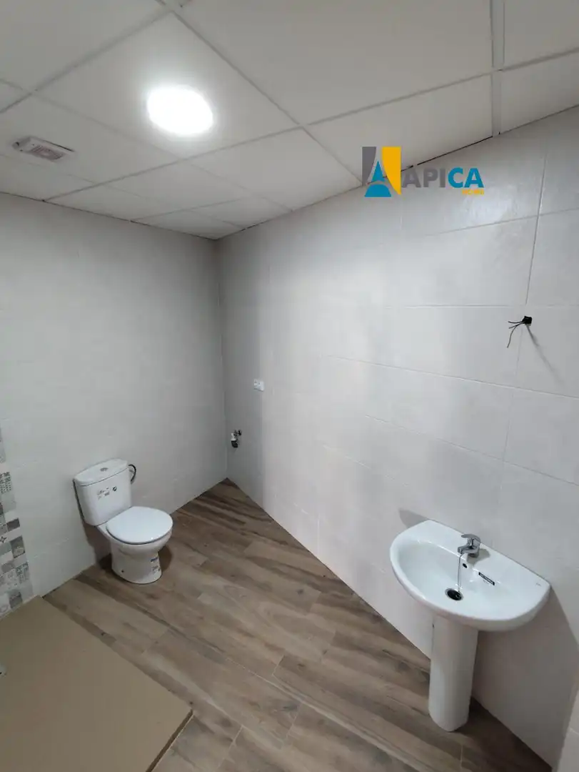 Bathroom of Flat for sale in Barbate