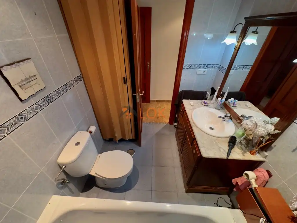 Baño de Piso en venta en Málaga con Aire acondicionado, Jardín privado y Terraza