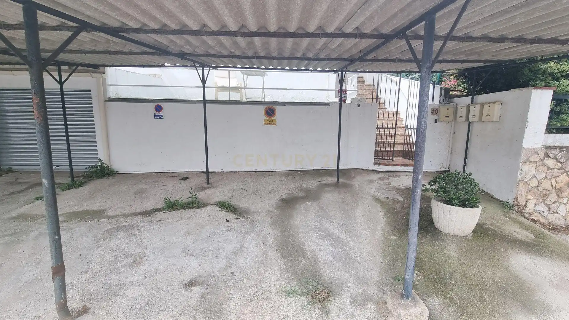 Parking of Apartments for sale in Llançà  with Storage room, Washing machine and Microwave