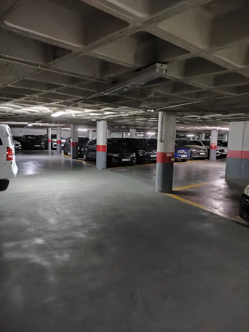 Einzelparkplatz zum Verkauf in Calle Central 10