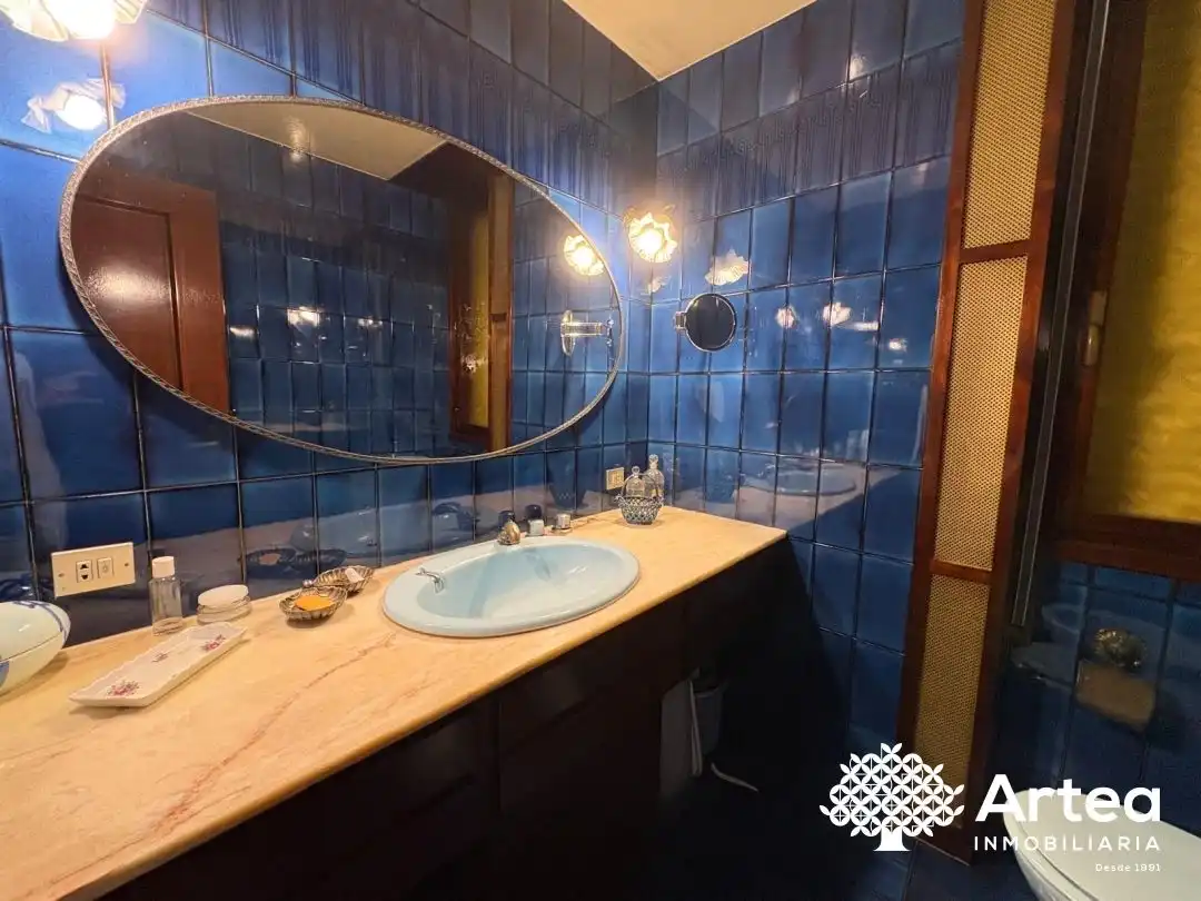 Bathroom of Flat for rent in Bilbao   with Heating