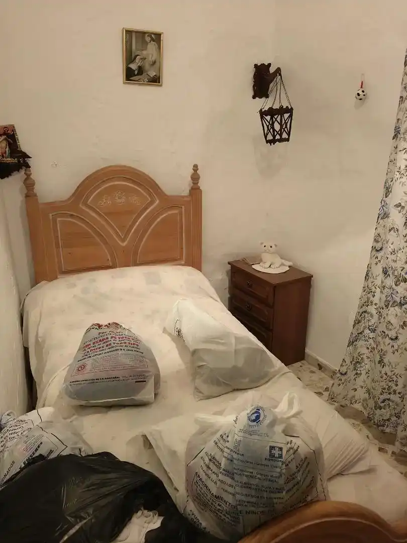 Habitación de Finca rústica en venta en Albondón con Jardín privado, Trastero y Amueblado