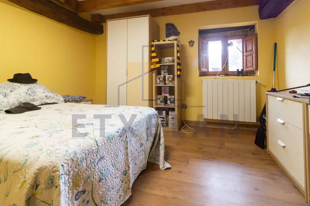 Finca rústica en venta en Orozko con Calefacción, Jardín privado y Piscina