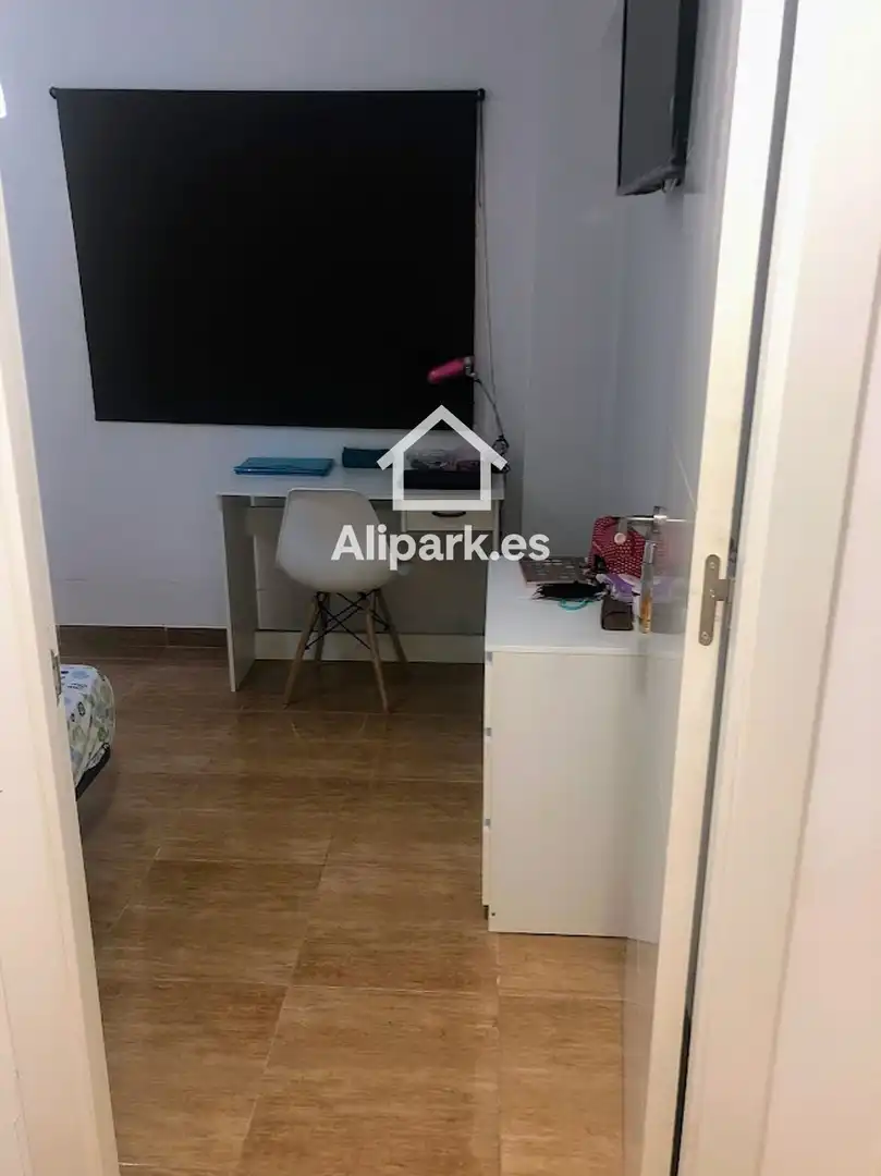 Wohnung zum Verkauf in Alicante / Alacant mit Terrasse und Möbliert