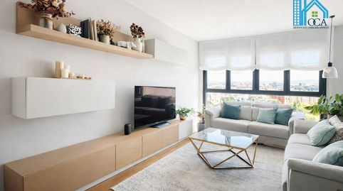 Foto 3 de Piso en venta en Camino de Perales, Almendrales, Madrid Capital