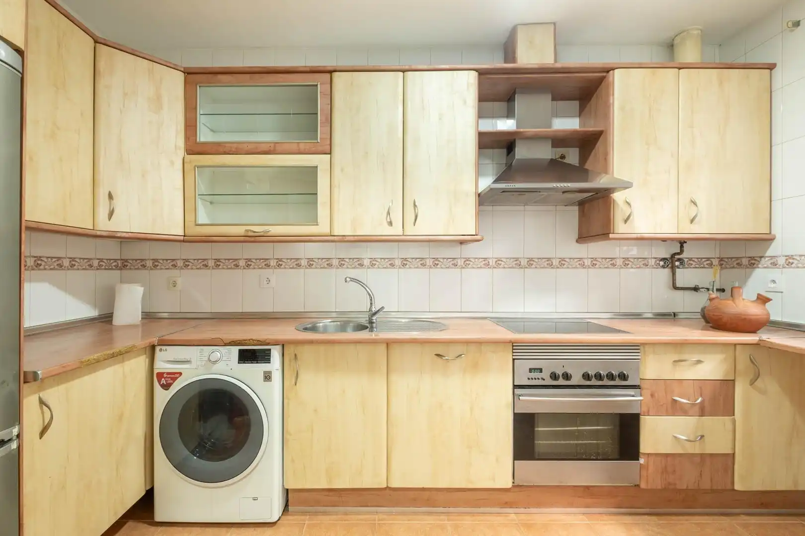 Kitchen of Duplexes for sale in Sevilla  with Air Conditioner and Community pool