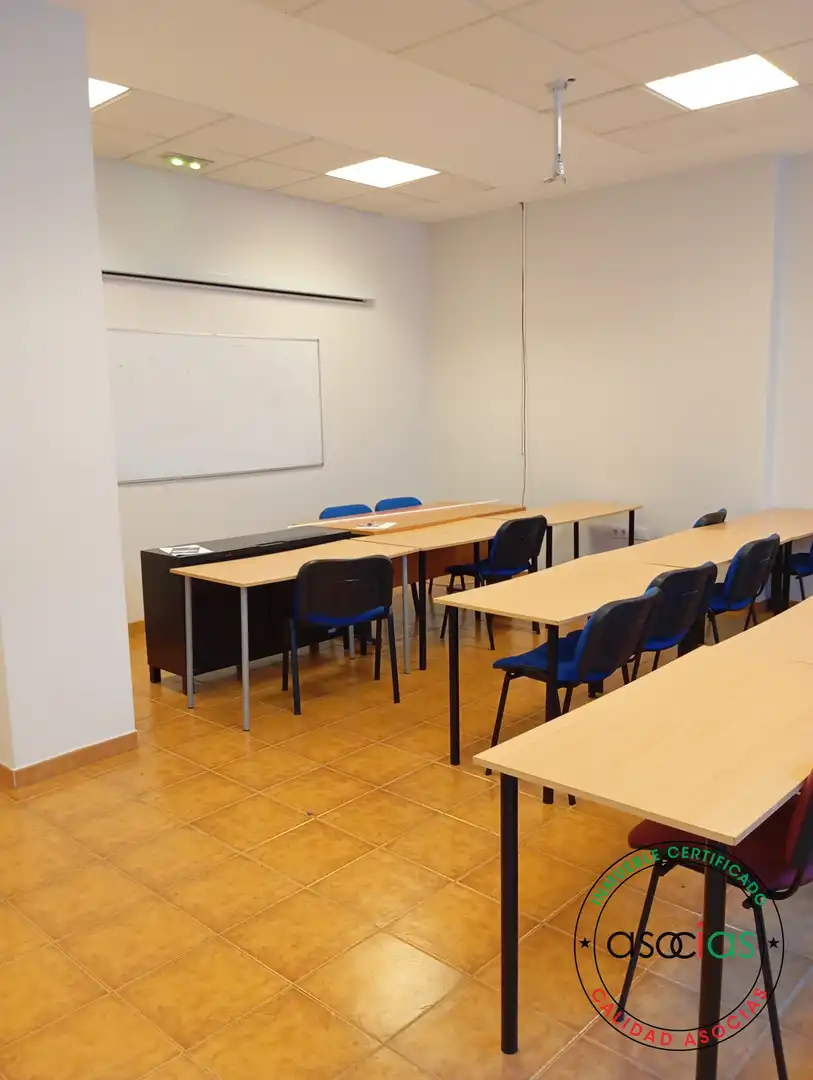 Büro zum Verkauf in Oviedo  mit Heizung