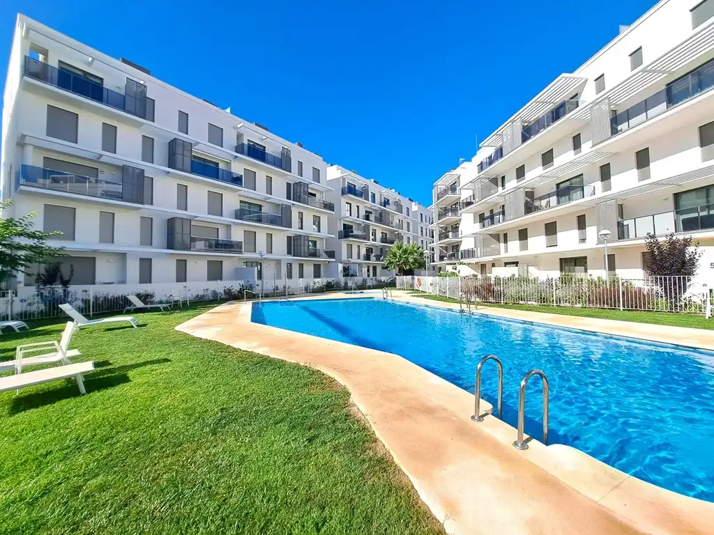 Piscina de Apartamento en venta en Dénia con Aire acondicionado, Calefacción y Jardín privado