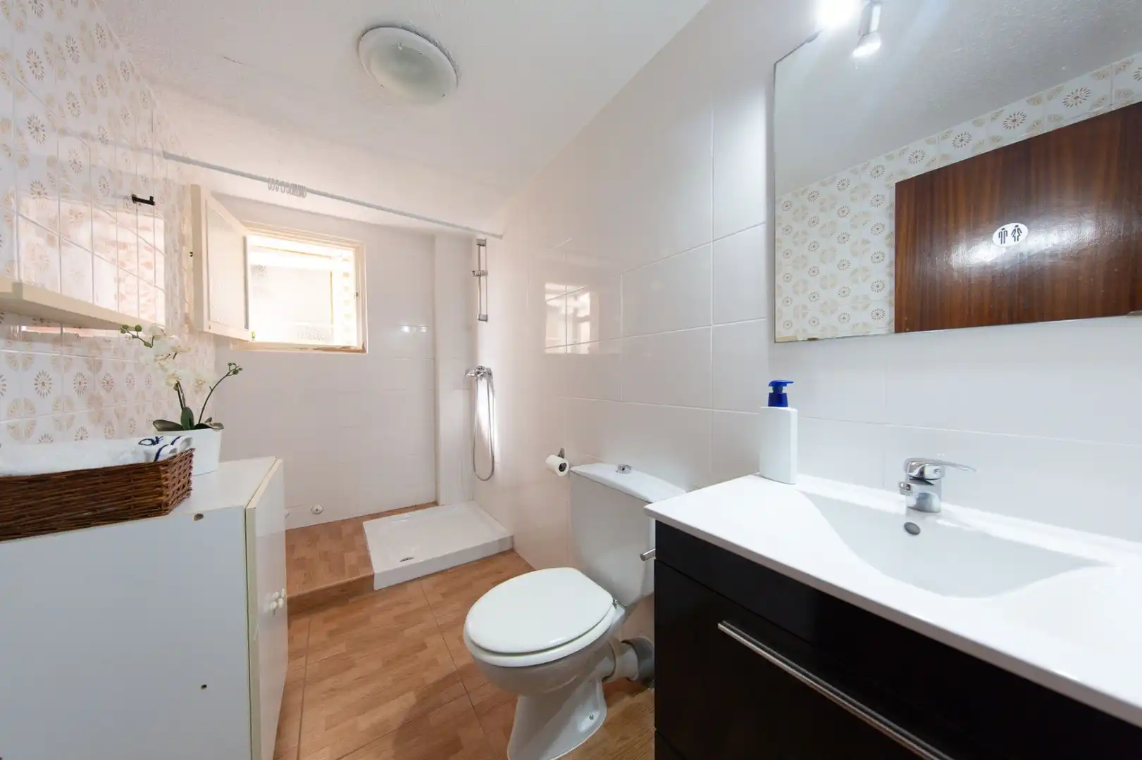 Bathroom of Flat for sale in Mutxamel  with Heating, Terrace and Storage room