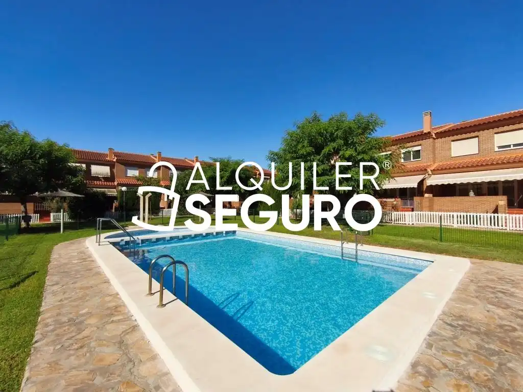 Chalet con piscina en alquiler en Alcalde Ramón Orts Galán, imagen 3