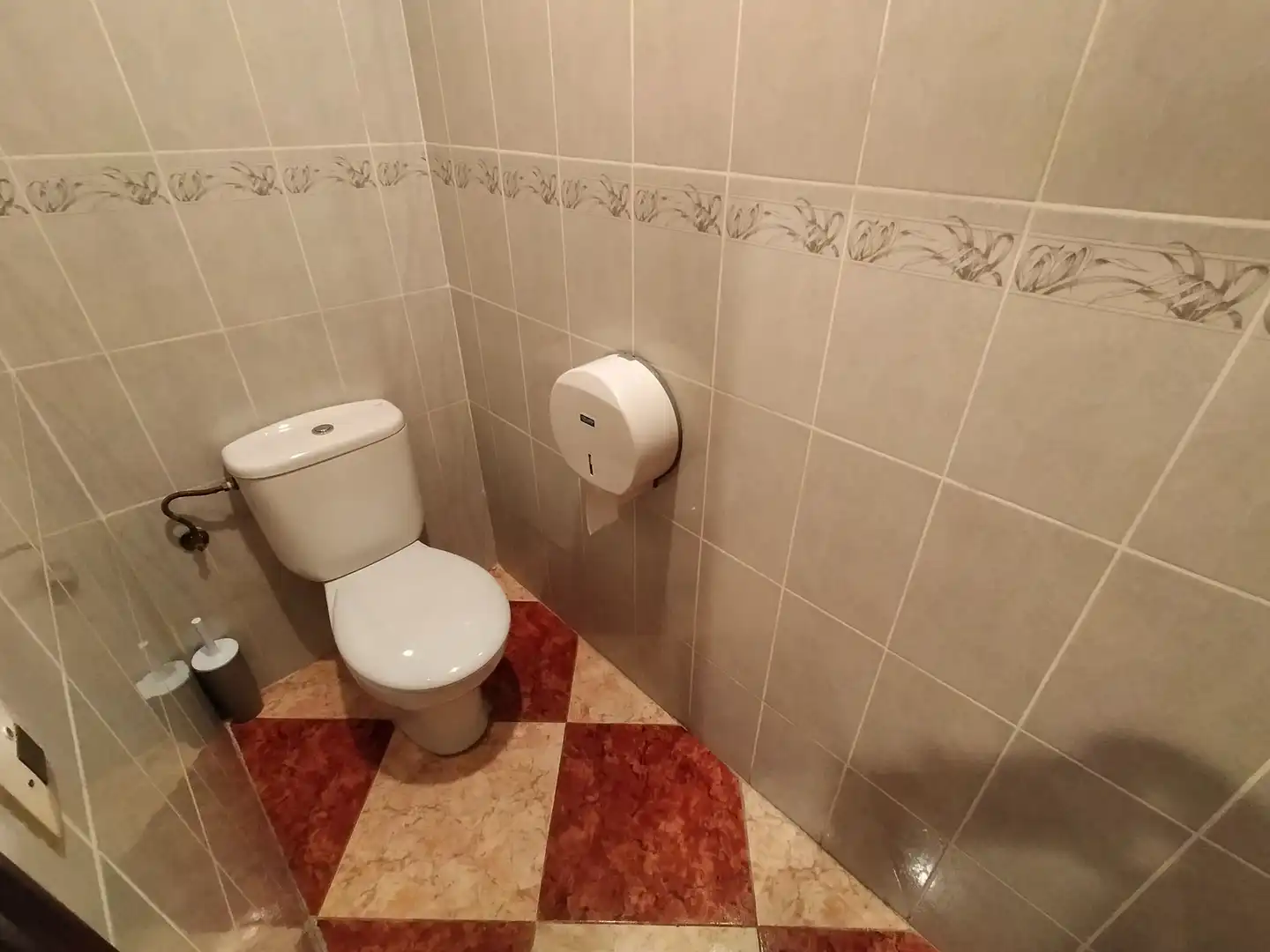 Baño de Local de alquiler en Gandia con Aire acondicionado, Parquet y Amueblado