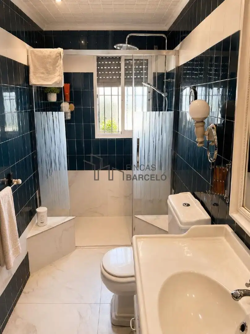 Bany de Casa o xalet en venda en Cadrete