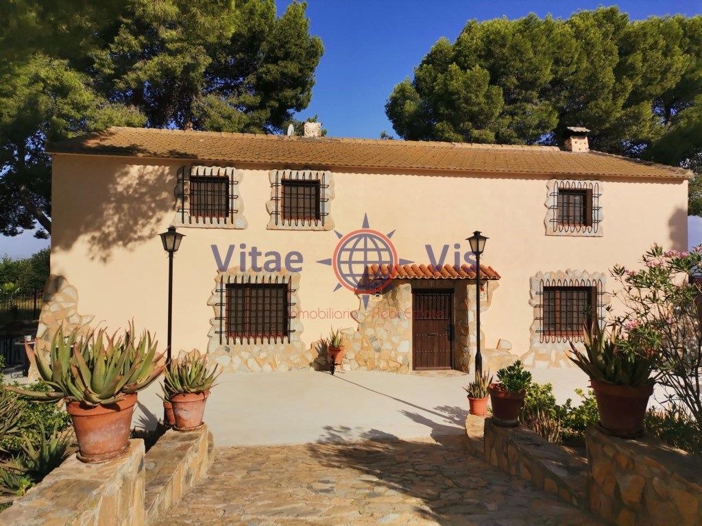 Exterior view of House or chalet for sale in Lorca  with Private garden, Furnished and Oven