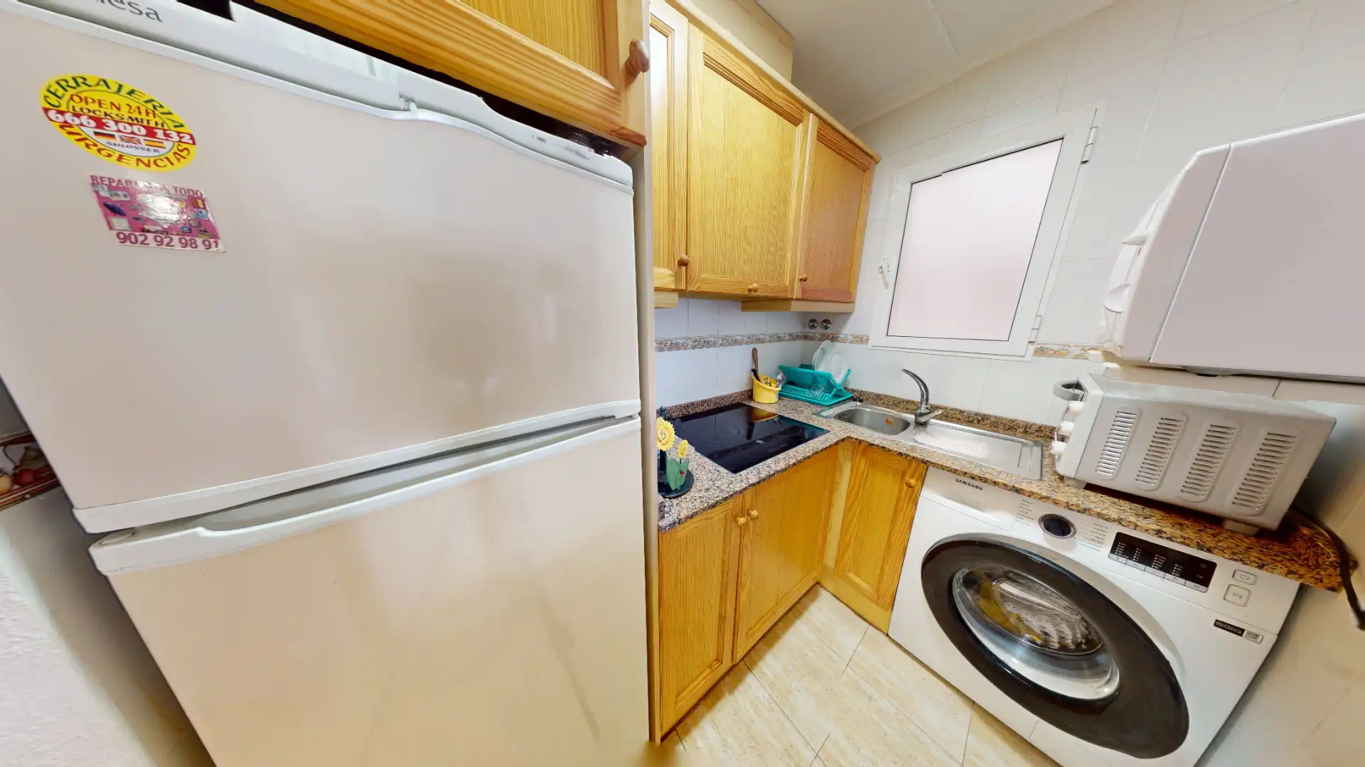 Cuina de Pis en venda en Torrevieja amb Aire condicionat, Terrassa i Moblat