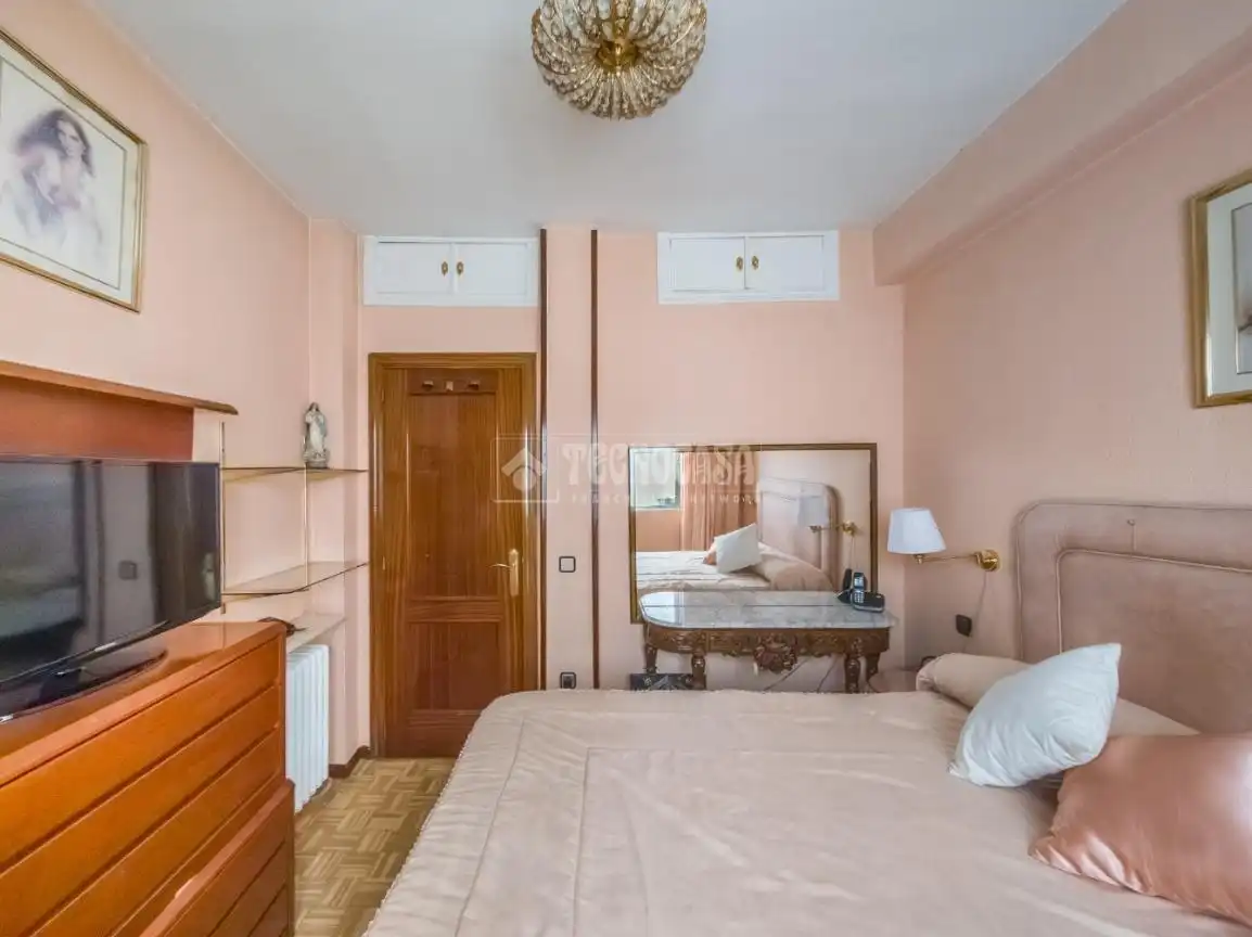 Habitación de Piso en venta en Madrid con Aire acondicionado, Calefacción y Balcón