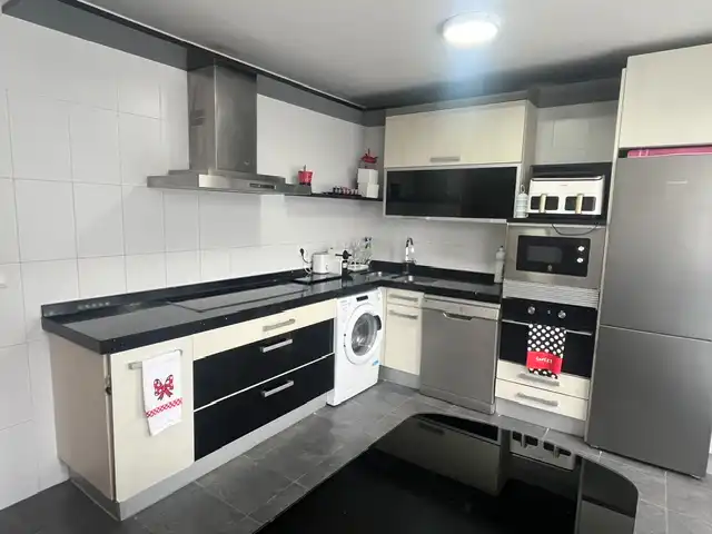 Cocina de Dúplex en venta en Piélagos con Calefacción, Trastero y Amueblado